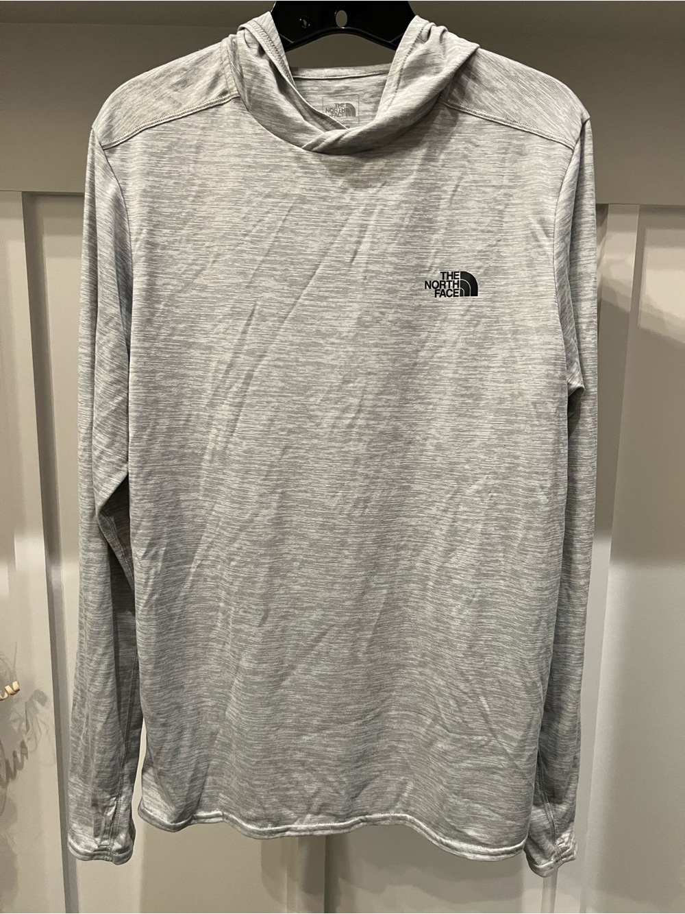 The North Face Light Gray Men’s Hooded Long-Sleeve Shirt